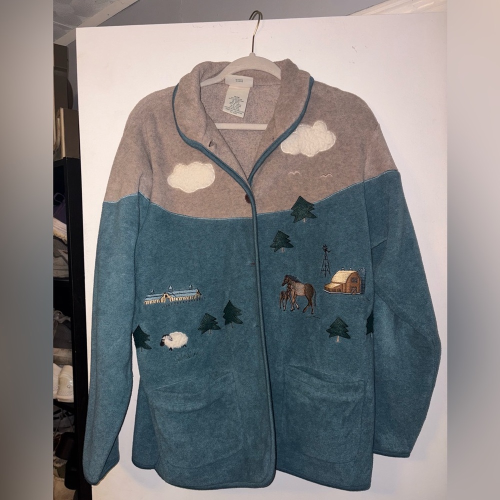 Vintage Fleece Jacket with Embroidered Accents
